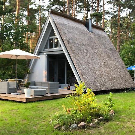 Ferienhaus Reetdach 1300Qm Privatgrundstueck Bootssteg Sauna Templin Luebbesee Uckermark Erholung Pur Seenplatte Petersdorf  Екстериор снимка
