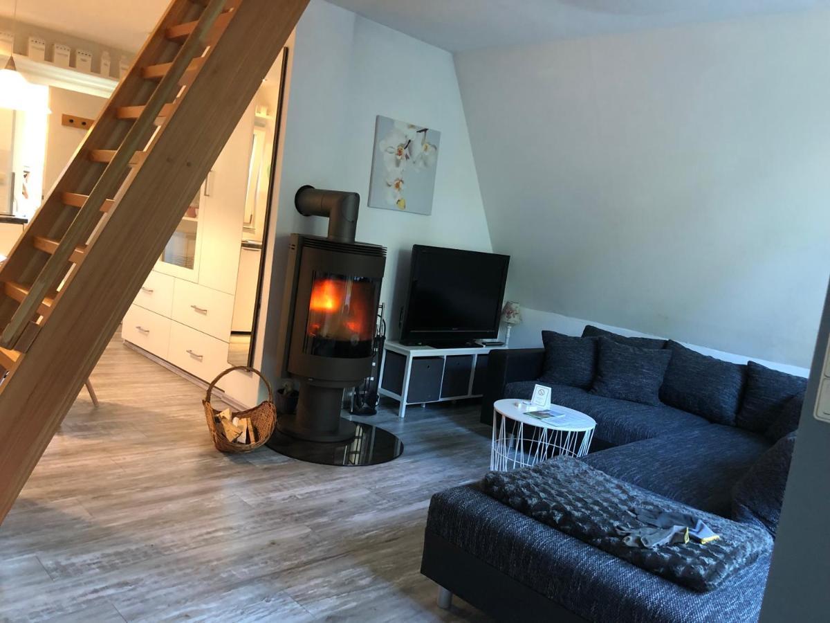 Ferienhaus Reetdach 1300Qm Privatgrundstueck Bootssteg Sauna Templin Luebbesee Uckermark Erholung Pur Seenplatte Petersdorf  Екстериор снимка